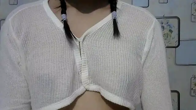 Snapshot of angel_aarna chatting on January 2025 06:20:01 PM angel aarna online show from January 2025 06:20:01 PM