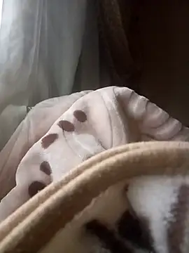 Snapshot of Miamix2 chatting on October 2025 12:05:02 PM Miamix2 online show from October 2025 12:05:02 PM