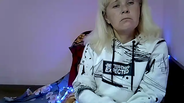 sakura blonde online show from December 2024 09:19:01 PM
