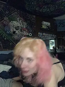 Snapshot of EroticKityii chatting on June 2026 07:22:01 AM EroticKityii online show from June 2026 07:22:01 AM