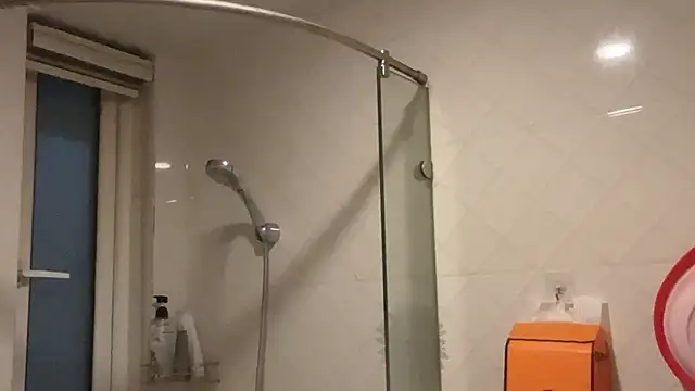 Snapshot of Z30966903S chatting on January 2025 12:57:02 PM Z30966903S online show from January 2025 12:57:02 PM