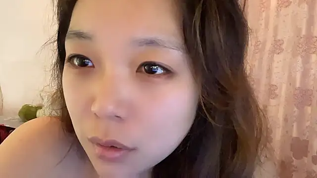 Snapshot of Z30966903S chatting on January 2025 04:58:02 PM Z30966903S online show from January 2025 04:58:02 PM