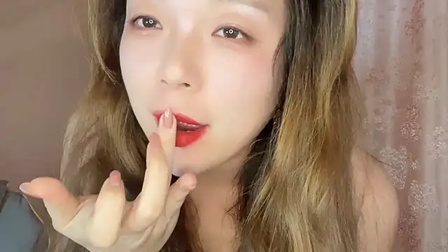 Snapshot of Z30966903S chatting on February 2025 05:25:02 PM Z30966903S online show from February 2025 05:25:02 PM