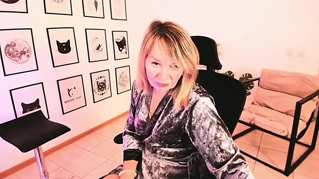 RosalindaFortuna online show from December 2024 10:55:02 AM