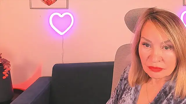 RosalindaFortuna online show from December 2024 02:59:02 PM