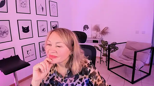 RosalindaFortuna online show from January 2025 11:41:02 AM