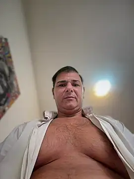 SecretlyDD online show from February 2026 11:54:01 AM