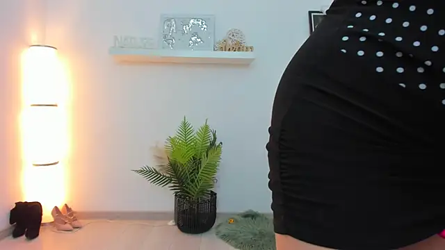 Julya Anna online show from January 2025 06:34:01 AM