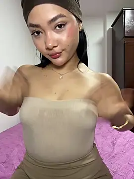 Snapshot of Just_valen chatting on March 2026 08:53:02 AM Just valen online show from March 2026 08:53:02 AM