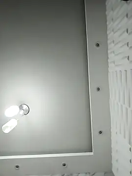 Away Smit online show from March 2026 05:24:02 PM