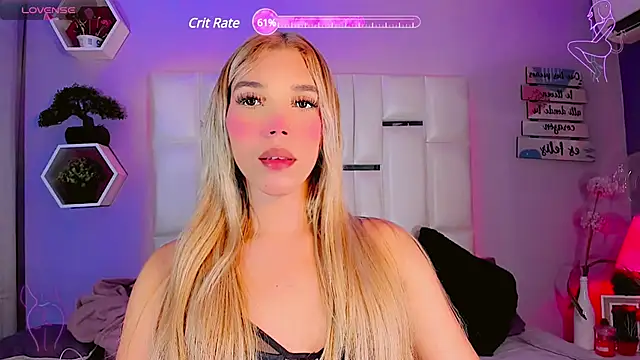 Snapshot of Aileen_18 chatting on January 2025 12:00:01 PM Aileen 18 online show from January 2025 12:00:01 PM