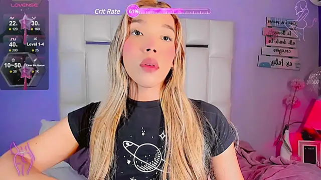 Snapshot of Aileen_18 chatting on January 2025 02:09:01 AM Aileen 18 online show from January 2025 02:09:01 AM