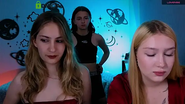 playful sophie online show from June 2026 07:26:01 PM