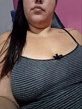 Paolaa hoot online show from March 2025 06:48:02 AM