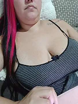 Paolaa hoot online show from June 2026 03:48:01 AM