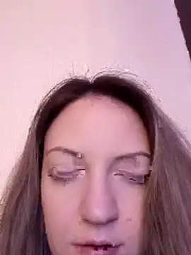 KattyLuuu online show from February 2026 07:50:02 PM