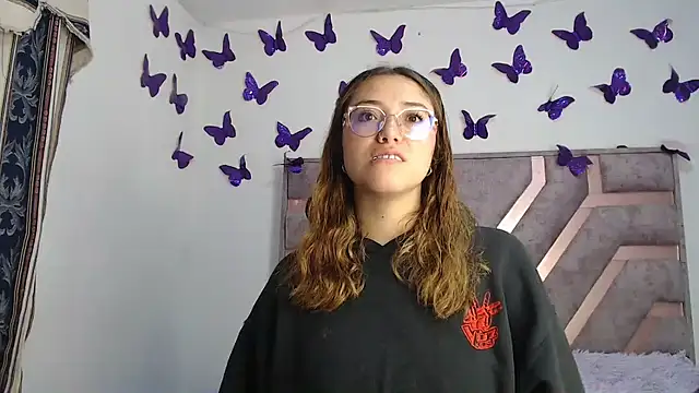 Anny Fox- online show from January 2026 04:36:01 AM