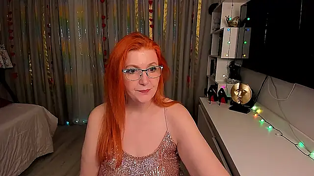 Fire-Fox-One online show from March 2025 10:31:02 PM