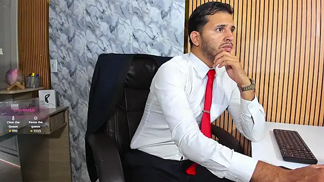 Snapshot of Hideintheoffice chatting on March 2026 11:49:01 AM Hideintheoffice online show from March 2026 11:49:01 AM