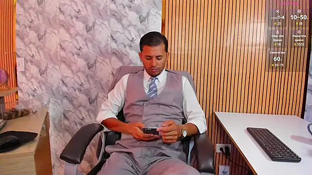 Snapshot of Hideintheoffice chatting on April 2026 01:12:02 PM Hideintheoffice online show from April 2026 01:12:02 PM