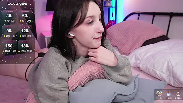 Snapshot of Lissa_Meow_ chatting on March 2025 11:03:02 PM Lissa Meow online show from March 2025 11:03:02 PM
