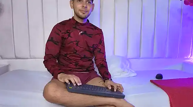 Samir bear online show from March 2025 12:33:02 PM