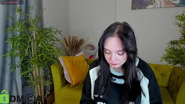 Snapshot of Cheryl__Brown chatting on December 2025 01:46:02 AM Cheryl Brown online show from December 2025 01:46:02 AM