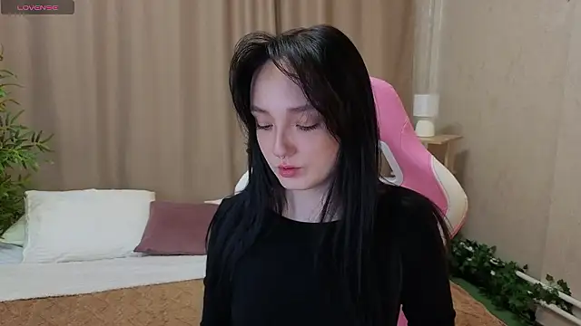 Snapshot of Cheryl__Brown chatting on January 2026 01:44:01 AM Cheryl Brown online show from January 2026 01:44:01 AM