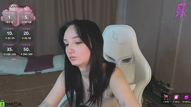 Snapshot of Cheryl__Brown chatting on February 2026 01:15:01 AM Cheryl Brown online show from February 2026 01:15:01 AM