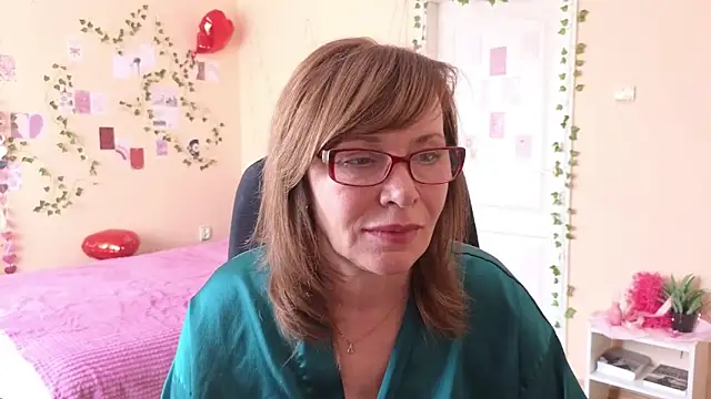 Snapshot of Miss_Moren chatting on March 2026 07:47:02 AM Miss Moren online show from March 2026 07:47:02 AM