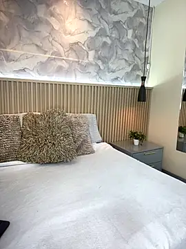 Snapshot of AinaraJimenez chatting on November 2025 07:34:02 PM AinaraJimenez online show from November 2025 07:34:02 PM