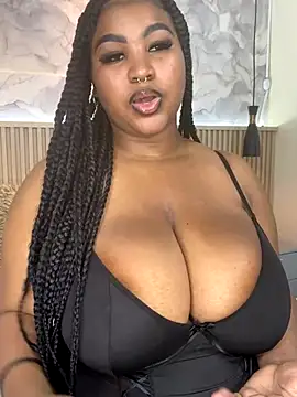 Snapshot of AinaraJimenez chatting on November 2025 06:23:02 PM AinaraJimenez online show from November 2025 06:23:02 PM