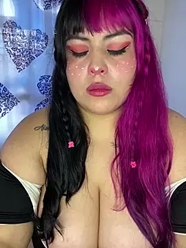 Snapshot of Pinky-Flower chatting on January 2025 10:56:01 PM Pinky-Flower online show from January 2025 10:56:01 PM