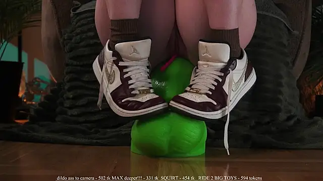 Snapshot of Kisakis chatting on April 2026 03:39:01 PM Kisakis online show from April 2026 03:39:01 PM