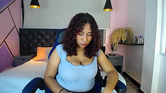 lauraltt online show from January 2025 02:04:01 AM