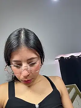 evaFiore online show from June 2026 06:45:01 PM