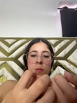evaFiore online show from July 2026 07:16:01 PM
