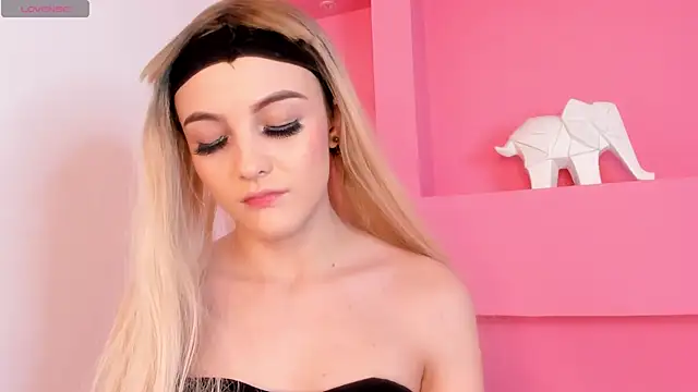 KendalPrince online show from October 2025 06:23:01 AM