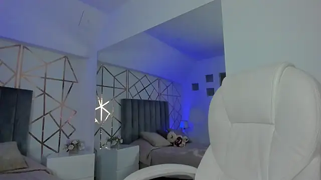 Snapshot of Dominick_jones chatting on January 2025 11:29:01 PM Dominick jones online show from January 2025 11:29:01 PM