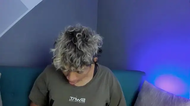 Snapshot of Dominick_jones chatting on February 2025 07:46:01 PM Dominick jones online show from February 2025 07:46:01 PM