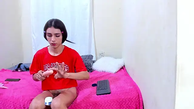 Snapshot of Mariana_16_ chatting on January 2025 09:59:01 PM Mariana 16 online show from January 2025 09:59:01 PM