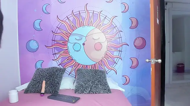 Snapshot of Mariana_16_ chatting on September 2025 07:38:01 PM Mariana 16 online show from September 2025 07:38:01 PM