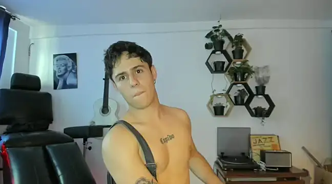 Antonello Vannucci online show from February 2025 09:35:02 PM