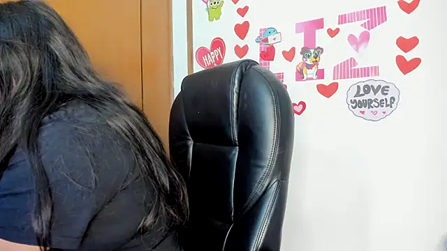 Snapshot of lizzie_c chatting on March 2025 11:43:02 PM lizzie c online show from March 2025 11:43:02 PM