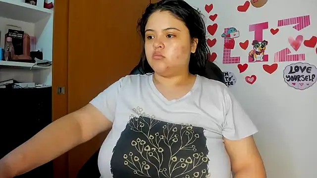 Snapshot of lizzie_c chatting on March 2025 03:15:01 AM lizzie c online show from March 2025 03:15:01 AM