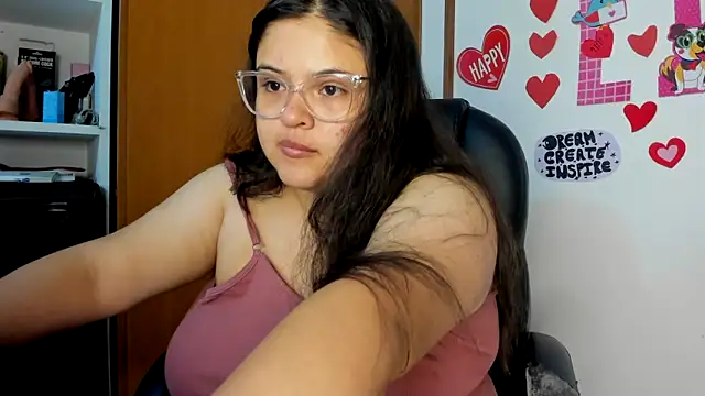 Snapshot of lizzie_c chatting on March 2025 01:24:02 AM lizzie c online show from March 2025 01:24:02 AM