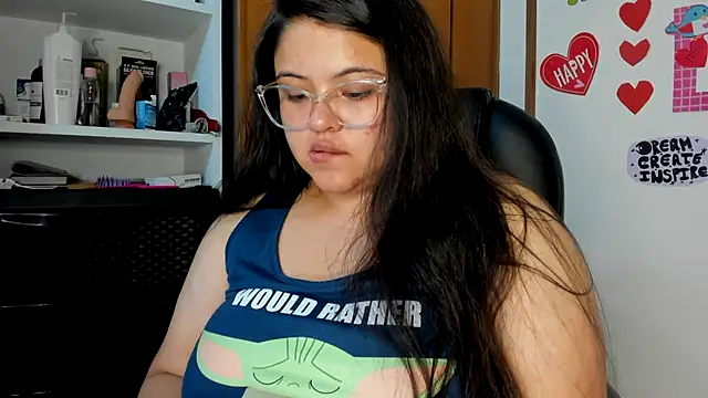 Snapshot of lizzie_c chatting on March 2025 04:24:02 AM lizzie c online show from March 2025 04:24:02 AM