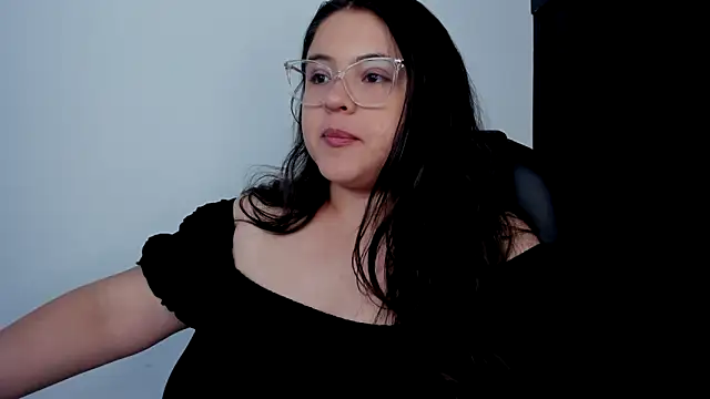 Snapshot of lizzie_c chatting on October 2025 07:57:02 PM lizzie c online show from October 2025 07:57:02 PM