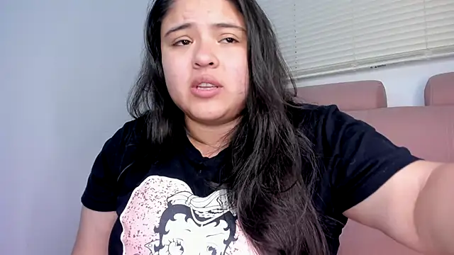 Snapshot of lizzie_c chatting on October 2025 01:46:02 AM lizzie c online show from October 2025 01:46:02 AM