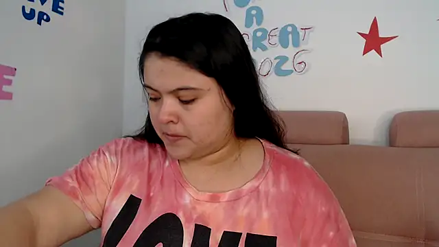 lizzie c online show from January 2026 06:02:02 PM